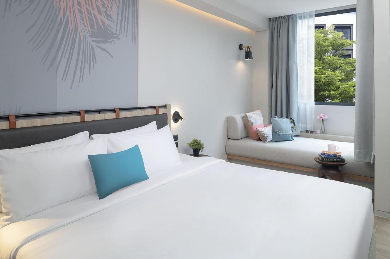 Jonox Phuket Karon Hotel Buitenkant foto